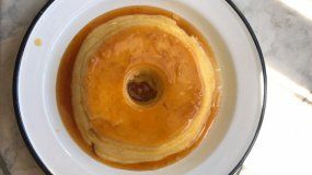 Flan casero con dulce de leche: la receta de siempre, sin vueltas ni complicaciones