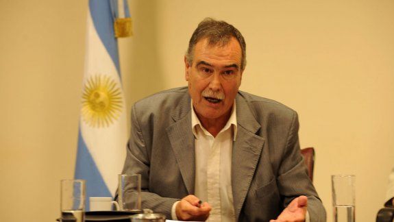 bertoldi rechaza ir a una interna contra rioseco