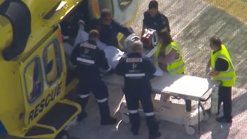 La víctima del ataque de la leona tuvo que ser trasladada de urgencia en helicóptero, por la gravedad de sus heridas. La víctima del ataque de la leona tuvo que ser trasladada de urgencia en helicóptero, por la gravedad de sus heridas.