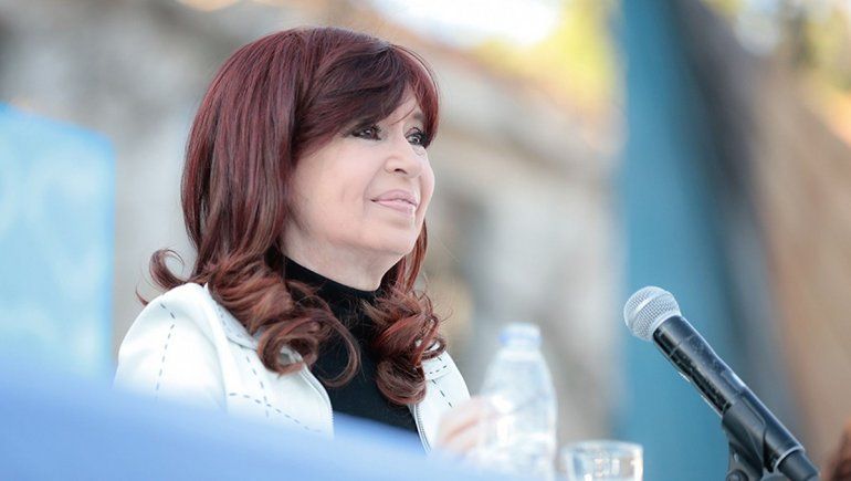 Piden 12 años de prisión para CFK e inhabilitación para ejercer cargos
