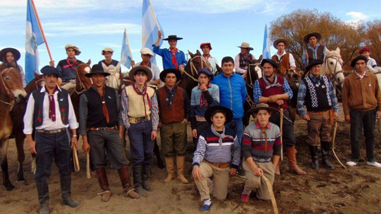 Festival de destrezas gauchas y jineteadas en Bajada del Agrio