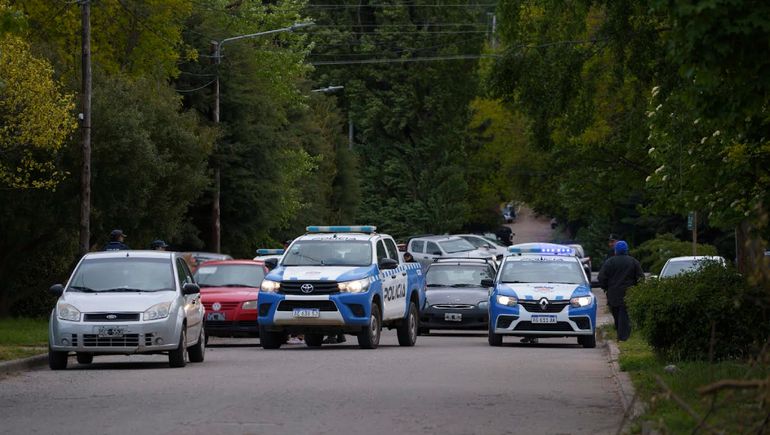 El auto robado quedó a disposición de la Justicia. El auto robado quedó a disposición de la Justicia. 