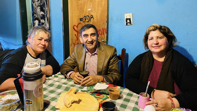 El último posteo del intendente de Las Ovejas y la reacción en las redes