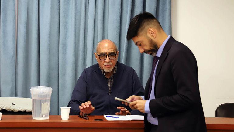 El exdirector de Planes Sociales, Ricardo Soiza, y su defensor, el mediático abogado Alfredo Cury, también imputado en la causa. El exdirector de Planes Sociales, Ricardo Soiza, y su defensor, el mediático abogado Alfredo Cury, también imputado en la causa.