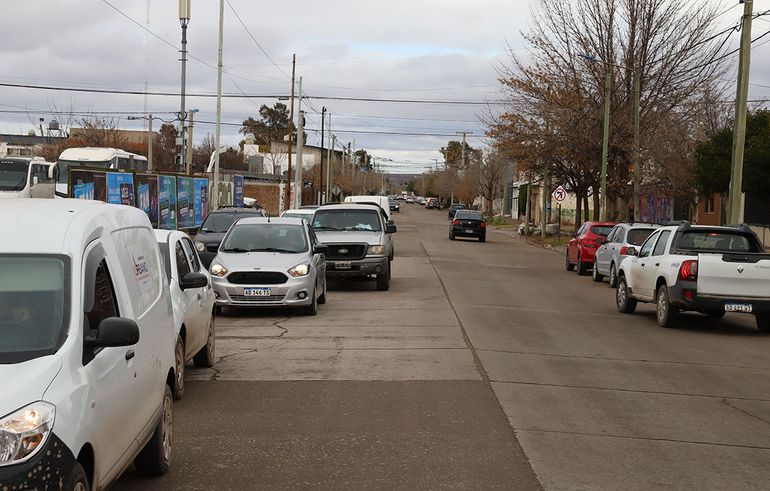 Postergan el sentido único de las calles troncales del este de Neuquén: cuál es la nueva fecha