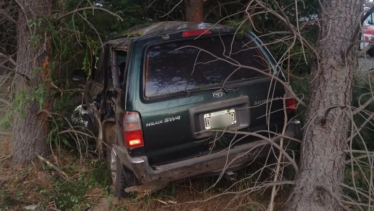 El accidente con el vehículo en la Ruta 40. El accidente con el vehículo en la Ruta 40.