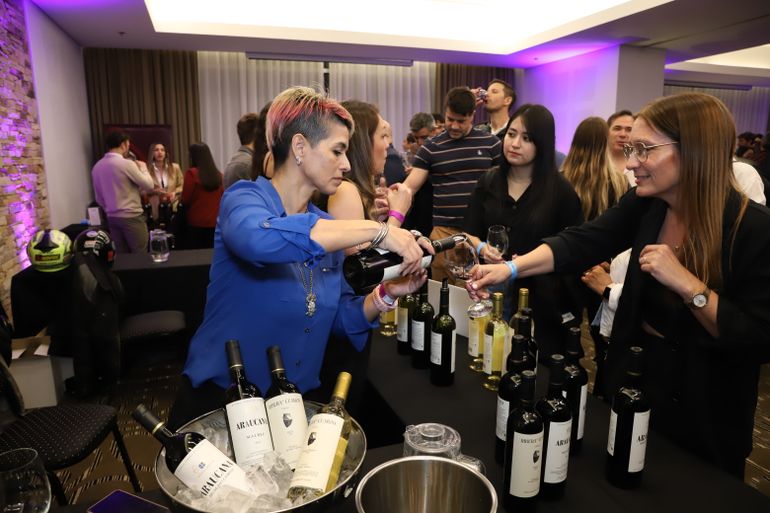 El Hilton Garden Inn es anfitrión del Wine Experience 2025.