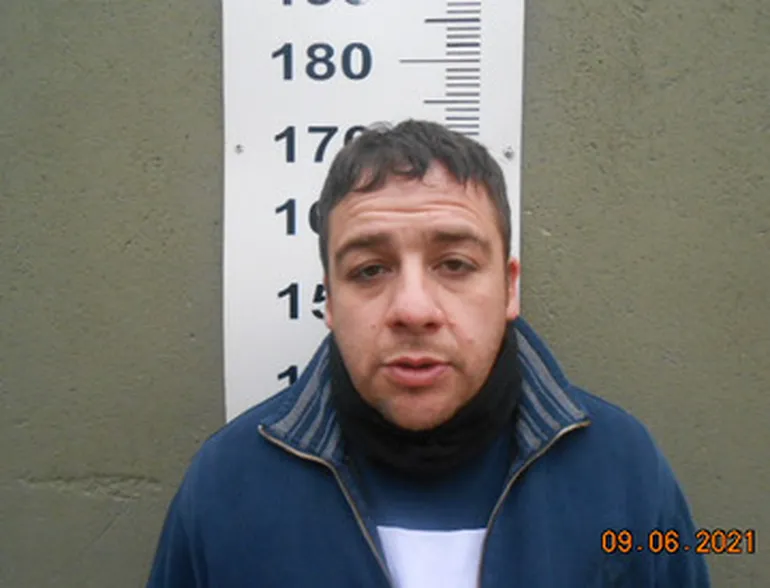 Rogelio Rojas Cisternas fue pareja de Romina Maza. Rogelio Rojas Cisternas fue pareja de Romina Maza.