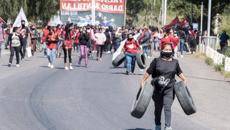 Organizaciones sociales marchan a los puentes carreteros 