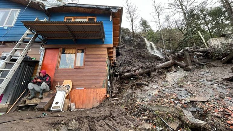 Impactantes imágenes del deslave en San Martín que obligó a evacuar a 20 familias
