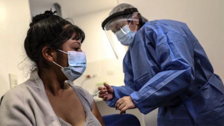 COVID: reportaron 89 muertes y 9.803 positivos en el país