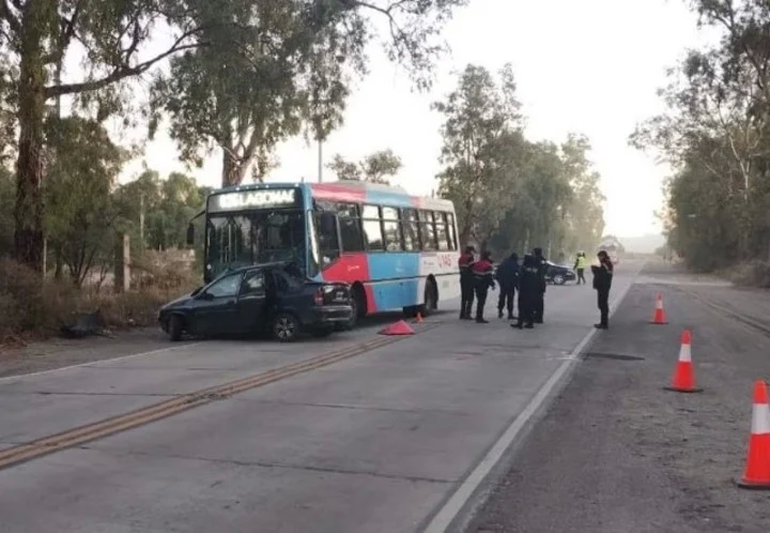 La tragedia ocurrió en Las Heras, Mendoza. El hombre tenía 47 años y falleció debido a las heridas que sufrió. La tragedia ocurrió en Las Heras, Mendoza. El hombre tenía 47 años y falleció debido a las heridas que sufrió.