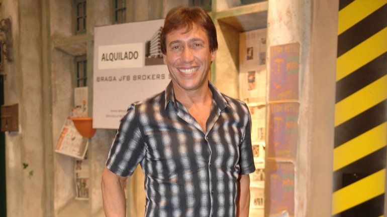 Gianola y Roberto Carnaghi salieron a defenderla.