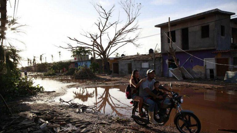 El huracán dejó 13 muertos en Nicaragua y 10 en Costa Rica.&nbsp;