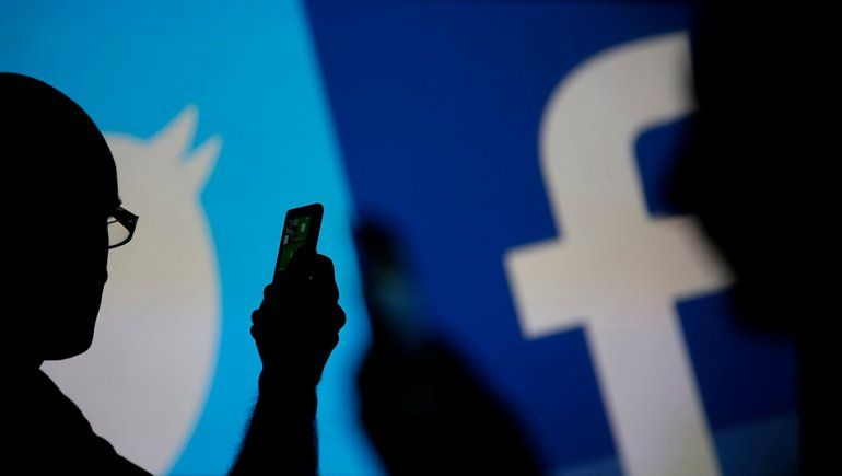 Twitter y Facebook son dos de las redes sociales más populares del mundo