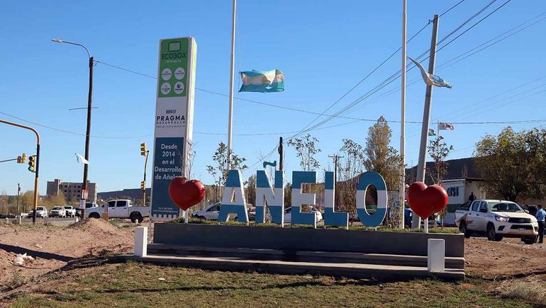 Añelo: un hombre fue acusado de atacar a cuchillazos a dos personas tras una discusión