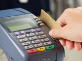 Tarjetas de crédito: cómo quedan los intereses tras la suba de este mes