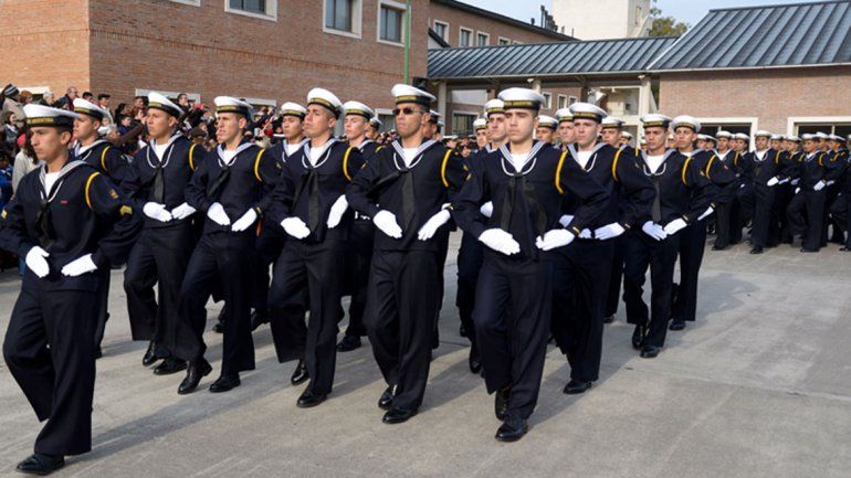 La madre de un aspirante contó lo que su hijo sufrió en Puerto Belgrano.