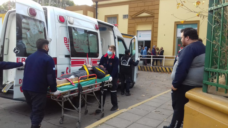 Locura: La barra de Alem atacó a tiros a la de Luján y hay varios heridos