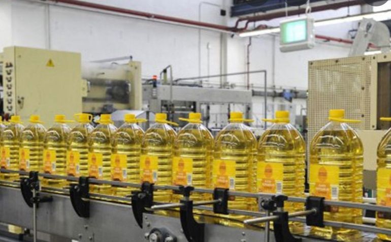 El gremio de los aceiteros cerró las paritarias con un número increíble. El gremio de los aceiteros cerró las paritarias con un número increíble.