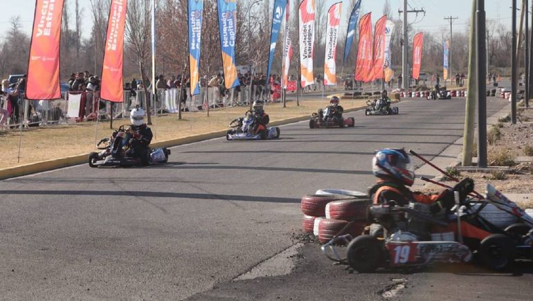 El furor de los karting volvió a Neuquén. El furor de los karting volvió a Neuquén.