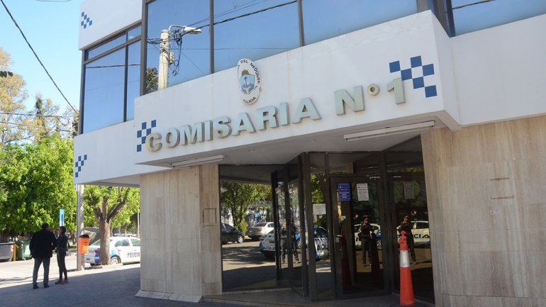 Agente estafó en más de $90 mil a una compañera