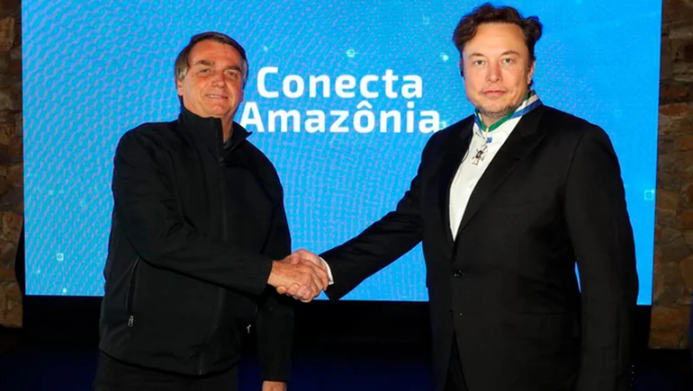 Bolsonaro y Musk anunciaron un proyecto de conexión satelital
