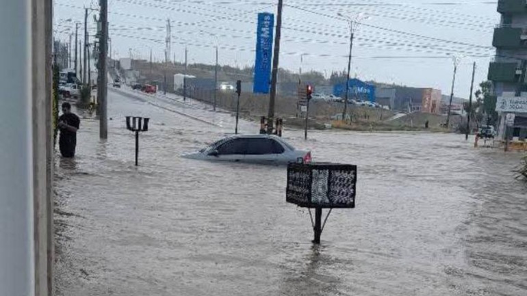 La lluvia causaba numerosas complicaciones en Comodoro Rivadavia