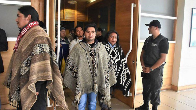 La acusación a los policías es por falsificación de instrumento público.