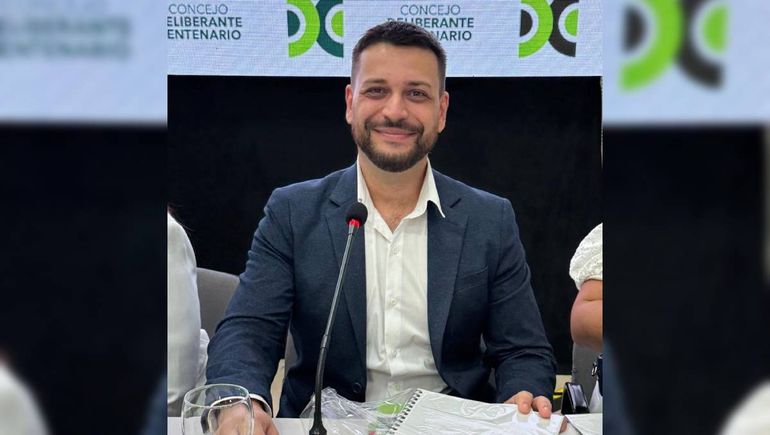 El concejal y periodista de Centenario, Sebastián Krapp adhirió a La Neuquinidad. El concejal y periodista de Centenario, Sebastián Krapp adhirió a La Neuquinidad.