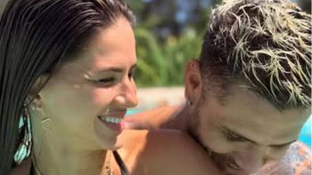 fotos: el primer viaje en avion privado de la china suarez e icardi fotos: el primer viaje en avion privado de la china suarez e icardi