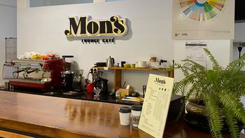 mons cafe 02