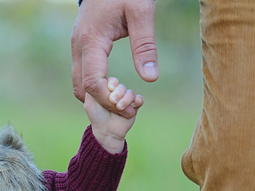 Un papá del Alto Valle logró la custodia de su hija tras episodios de abandono por parte de la madre. Un papá del Alto Valle logró la custodia de su hija tras episodios de abandono por parte de la madre.