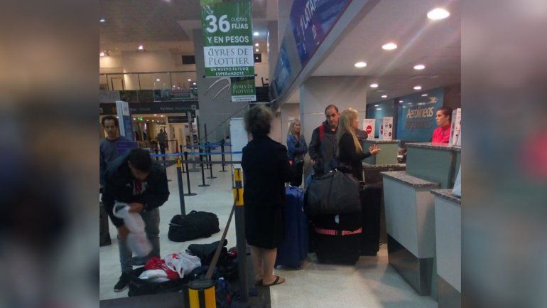 Llegaron a Neuquén y se encontraron con las valijas violentadas