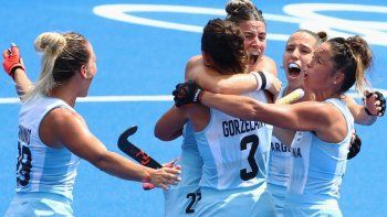 las leonas humillaron a alemania, estan en semi y van por todo las leonas humillaron a alemania, estan en semi y van por todo