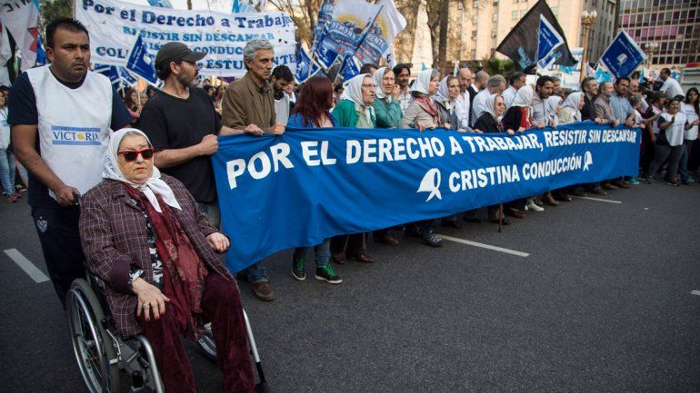 Las Madres marcharán alrededor de la pirámide durante 24 horas.