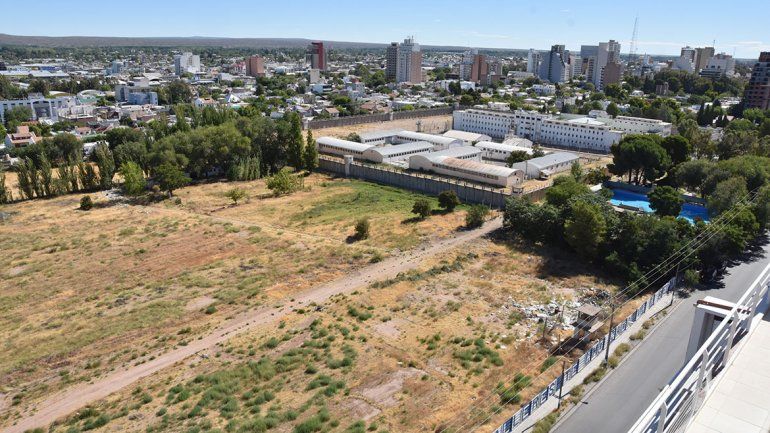 Sacaron a subasta los dos primeros lotes de la U9