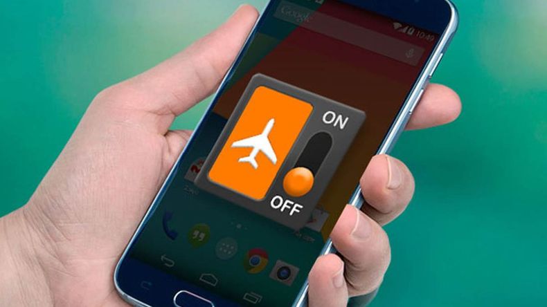 Poner en modo avión el celular resulta muy beneficioso para el funcionamiento del equipo. | LM Neuquen Poner en modo avión el celular resulta muy beneficioso para el funcionamiento del equipo.