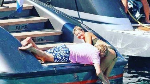 Tras el escándalo por sus vacaciones en Grecia
