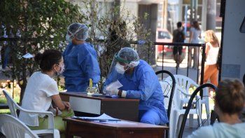 covid: neuquen reporto 231 contagiados  y 5 victimas fatales