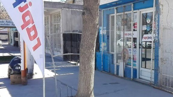 Rapipago cobra 250 pesos adicionales por factura y la gente estalló