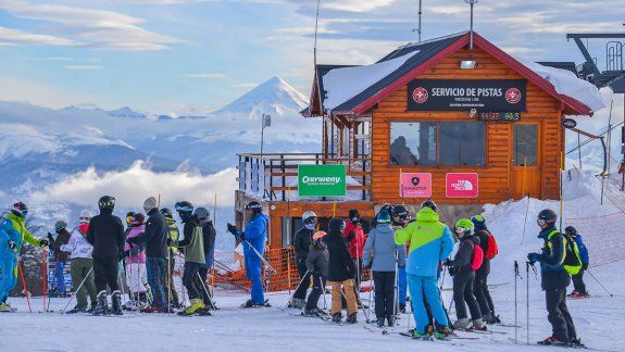 Pagarán un bono de $10 mil a trabajadores de turismo