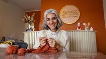 De geóloga en el petróleo a abrir su propio atelier de arte en Fernández Oro De geóloga en el petróleo a abrir su propio atelier de arte en Fernández Oro
