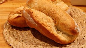 ¿Qué pagamos cuando comemos? Impuestos en el pecio del pan