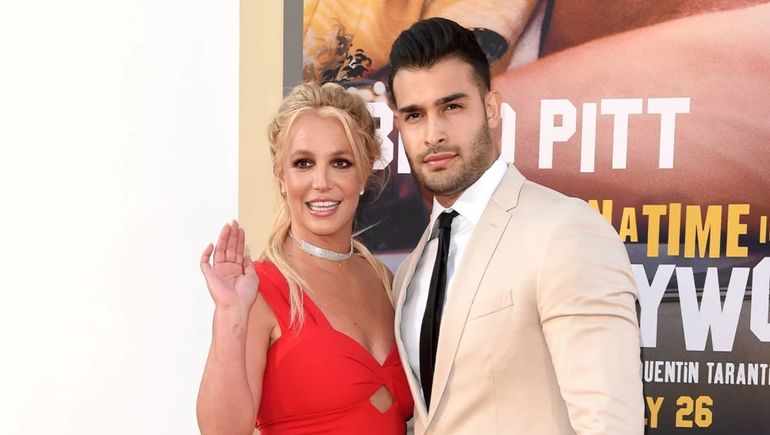 El ex marido de Britney interrumpió su boda en vivo y fue detenido