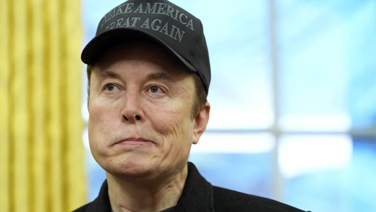 Elon Musk ya no es el CEO mejor pago del mundo: le ganó un desconocido