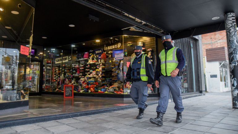 Ya suman 800 los policías que dieron positivo de coronavirus