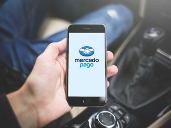 inesperada estafa: lo imputaron por transferirse millones de pesos desde las cuentas de dos amigos