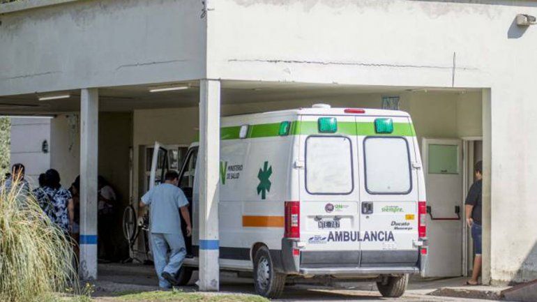 Roca: un efectivo policial asesinó a  su vecina a balazos