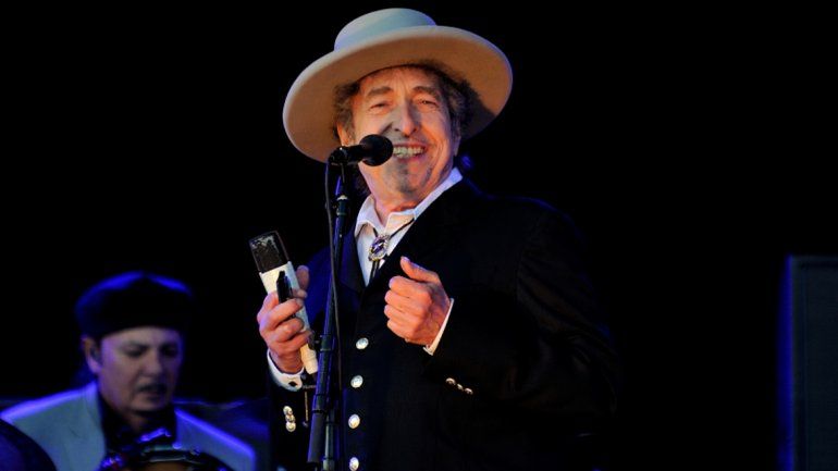 Al final, Bob Dylan recibirá el Premio Nobel de Literatura